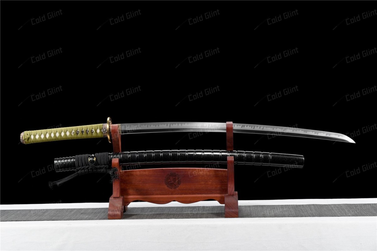 Emerald Dragon - Clay-Tempered Blade Real Hamon, Katana