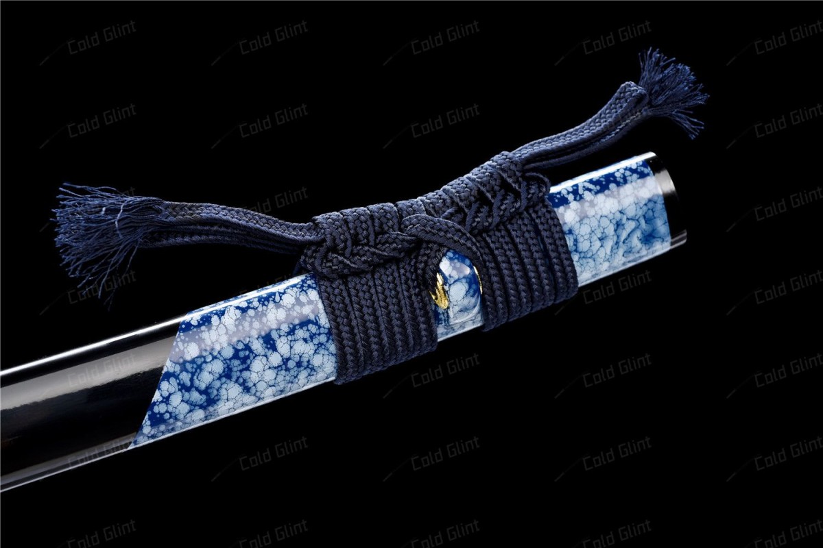 Auspicious Cloud - Hundred-Fold Patterned Steel, Katana