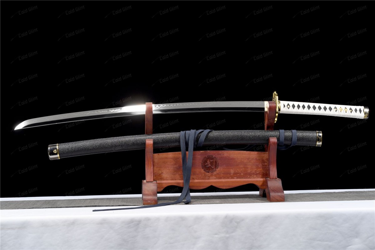 Yamato - Clay-Tempered Blade, Devil May Cry 5, Katana